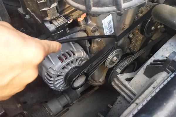 翼城转速传感器的工作原理是什么？