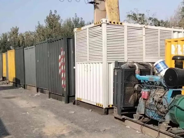 翼城200KW柴油发电机机组每小时油耗是多少？